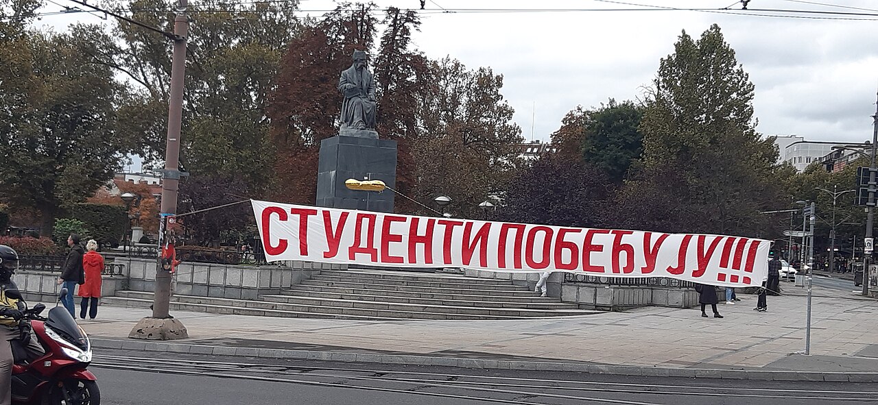 “Students win”, banner at the Vuk Karadžić monument, Belgrade, 22 October